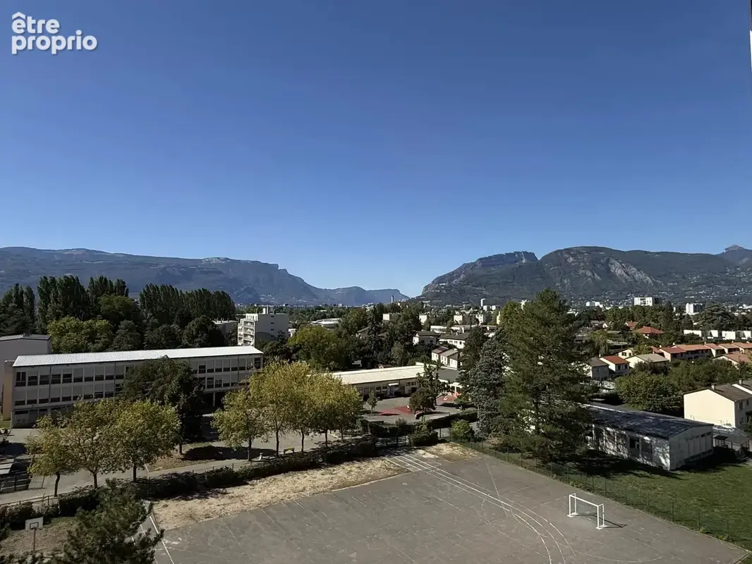 Saint-martin-d’hères – t4 traversant, lumineux et vue dégagée - photo 12