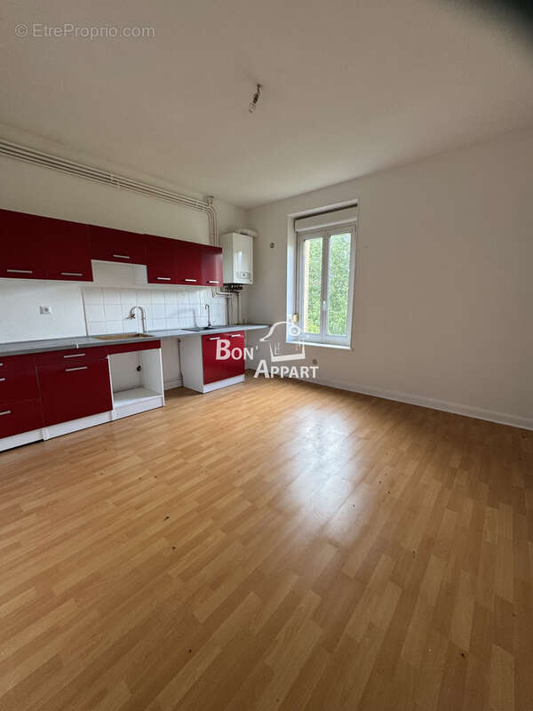 Bel immeuble sur Homécourt - photo 2