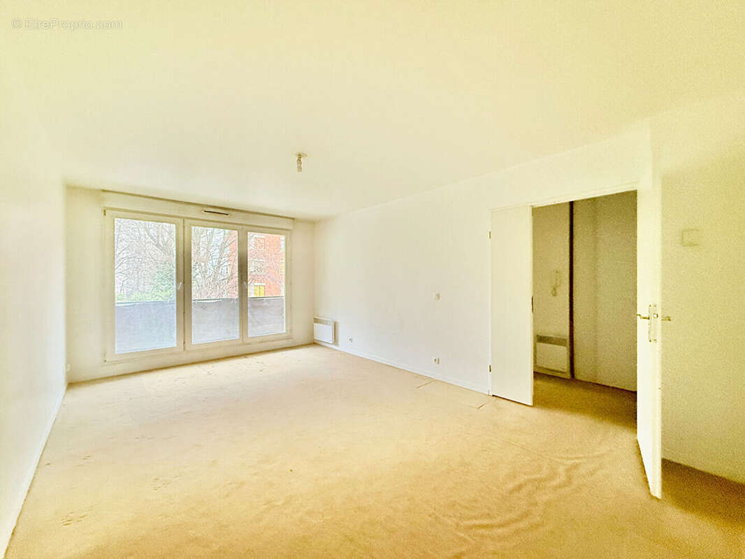 Appartement à IVRY-SUR-SEINE