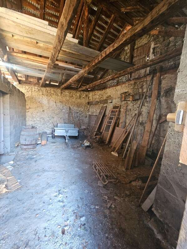 Maison à CHATEAUROUX-LES-ALPES