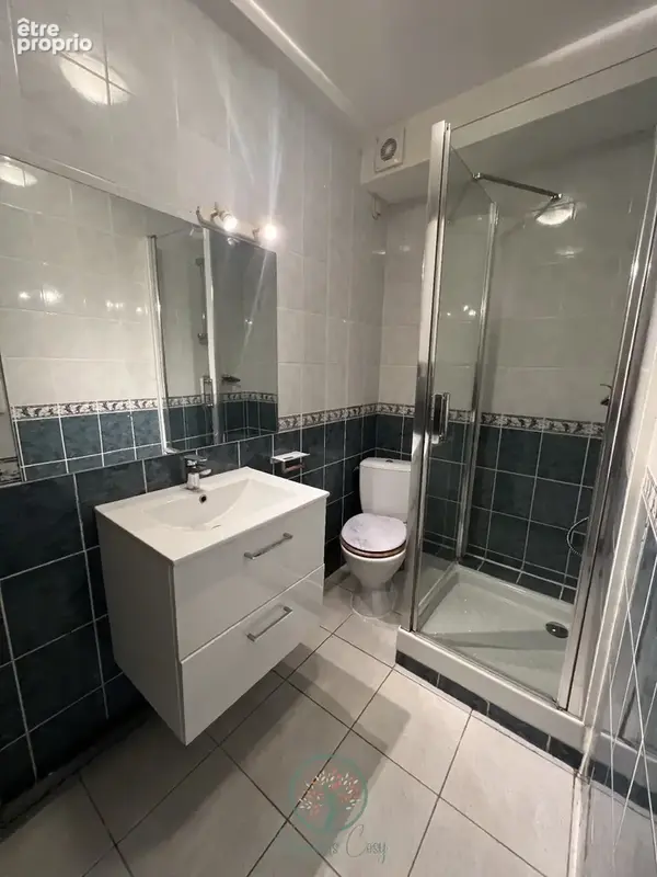 T2 40 m2 avec extérieur et stationnement - photo 3