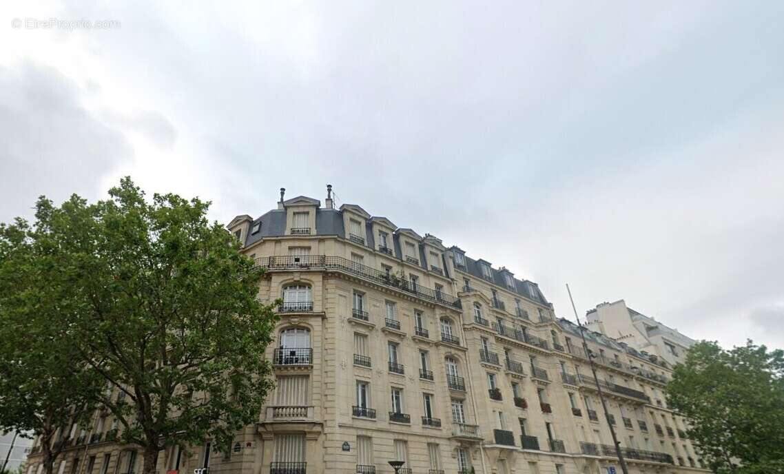 Commerce à PARIS-17E