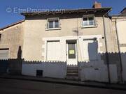 Maison à CHARROUX