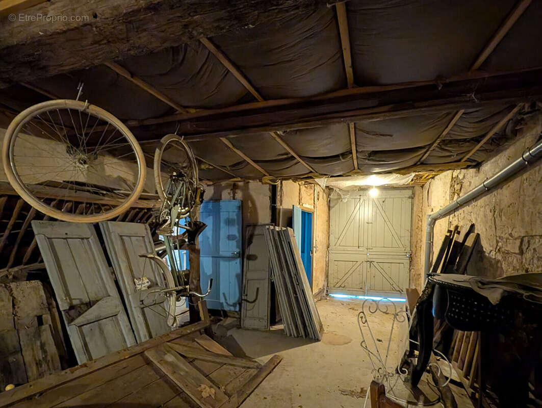 Maison avec jardin et garage, plein centre St Antonin! - photo 16