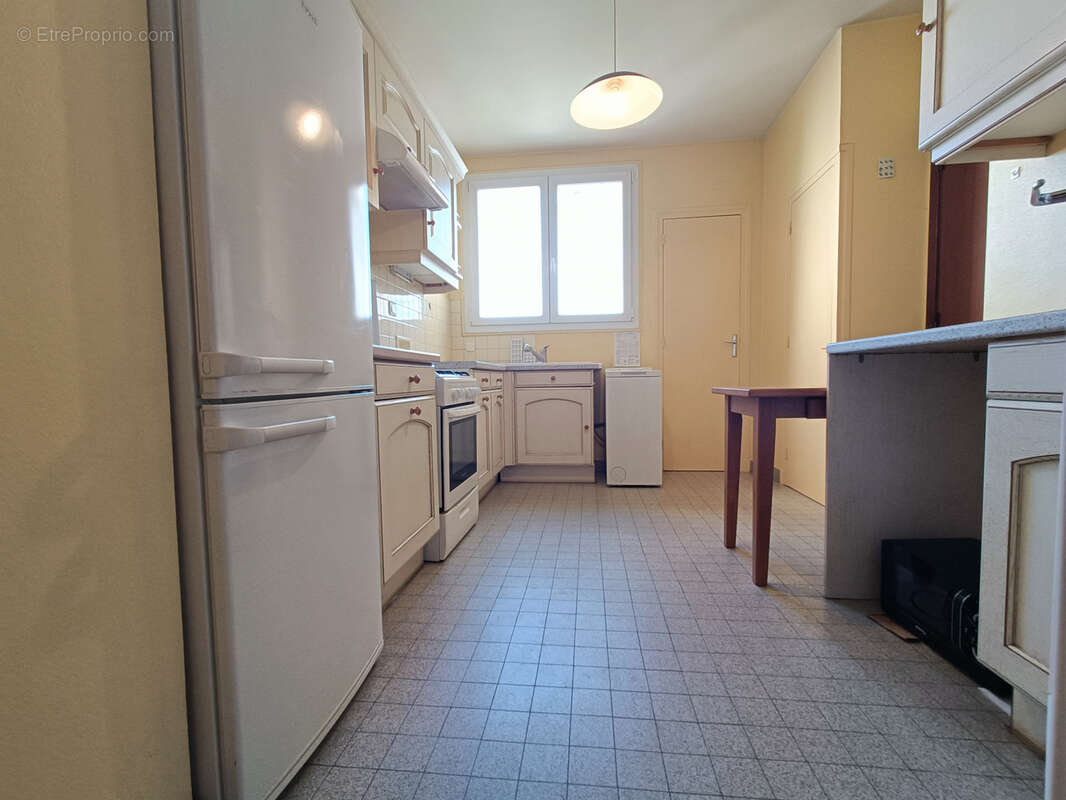 Appartement Type 2 avec balcon, cave et parking, Résidence LE FLANDREYSY, 26000 Valence - photo 7