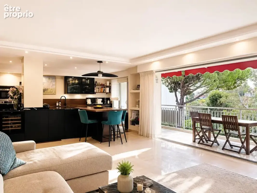 Cannes Tassigny - appartement 4p 110 m2 refait à neuf - dernier étage - photo 3