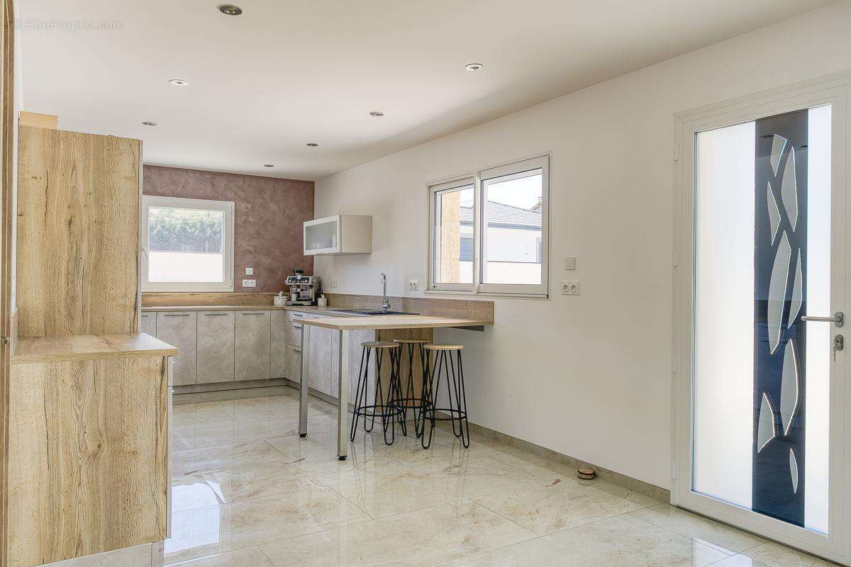 Maison à SAINT-SAVIN