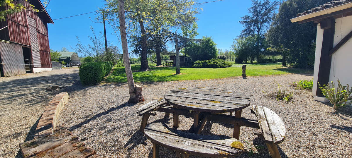 Maison à GRATELOUP-SAINT-GAYRAND