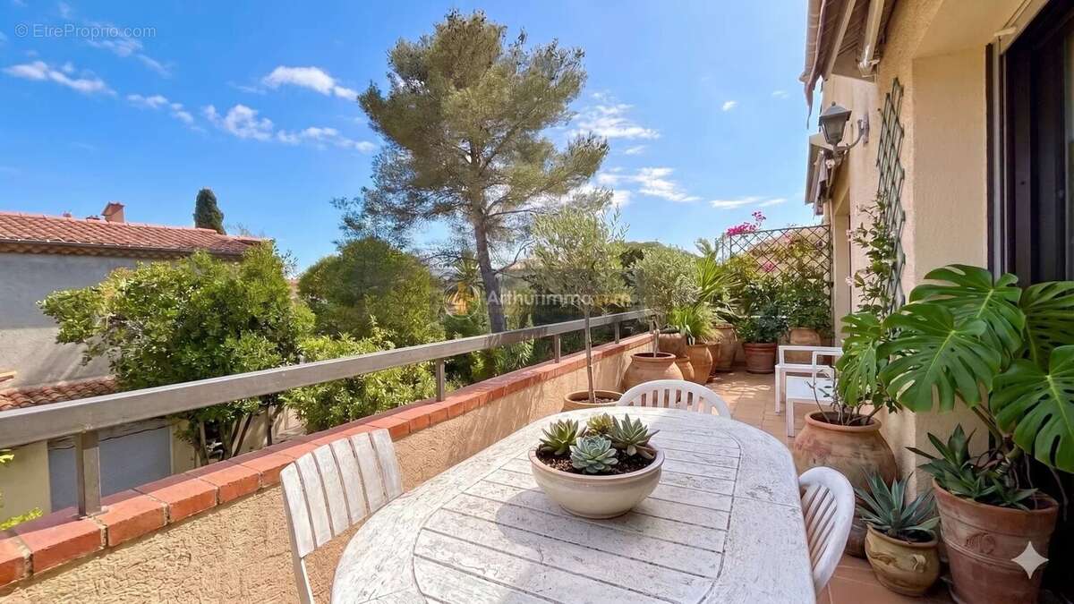 Maison à FREJUS