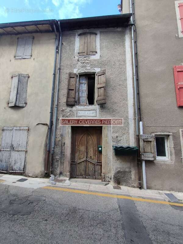 Maison de village à rénover - photo 2