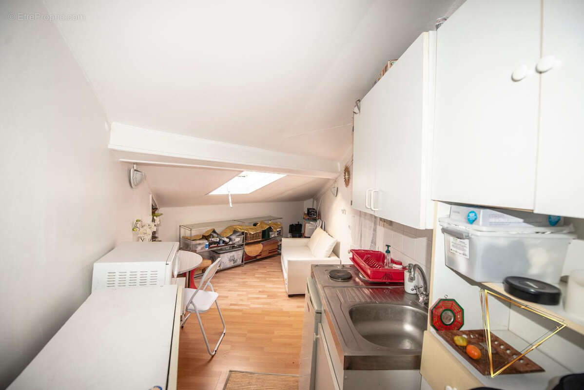 Appartement à PARIS-18E