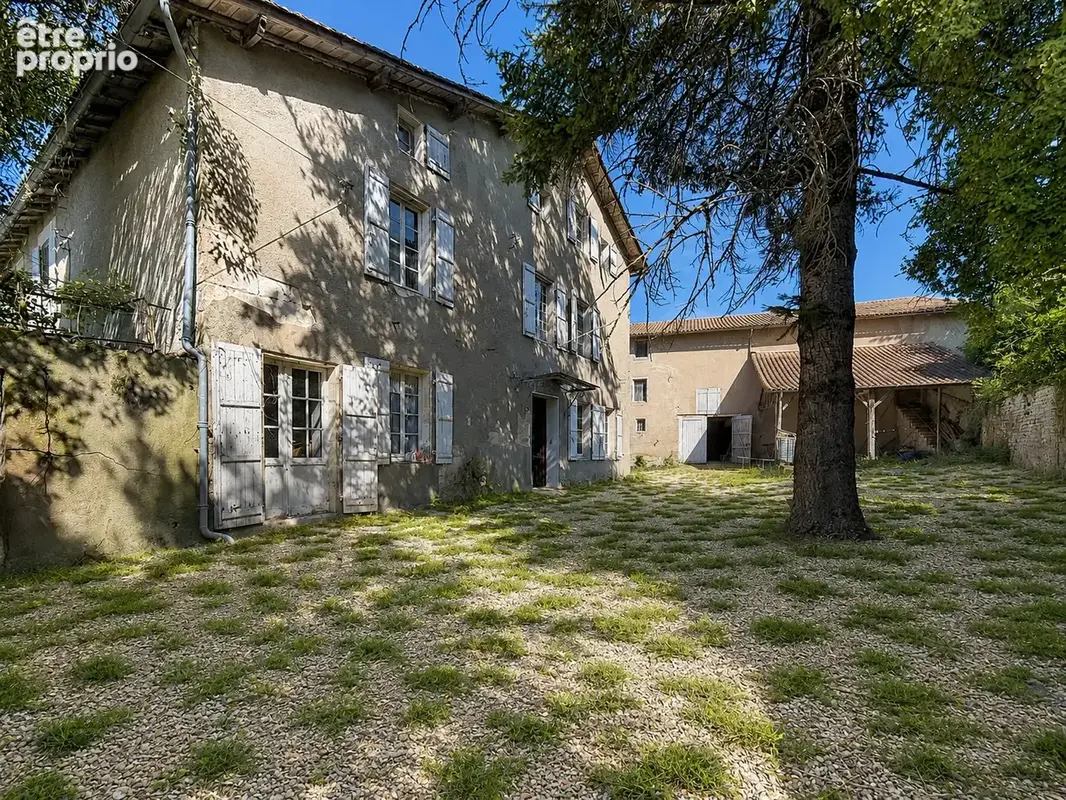 Maison à VOULGEZAC
