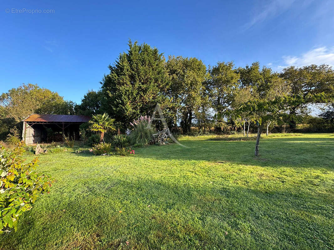 Maison à LA CHAPELLE-HERMIER