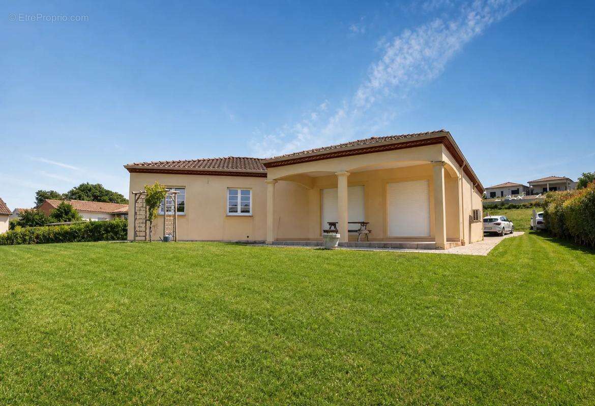 Maison de 5 pièces de 138 m² à La Croix-Blanche - photo 14