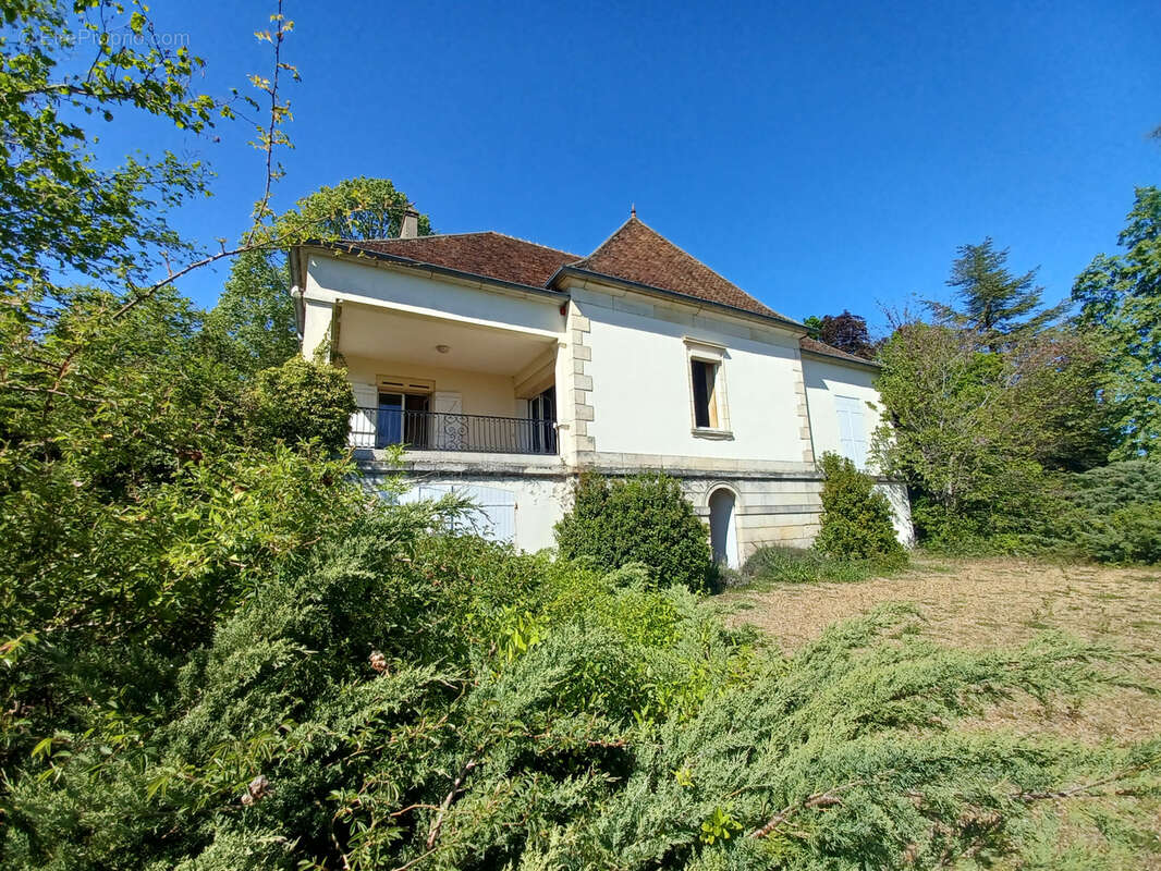 Maison à LA MARCHE