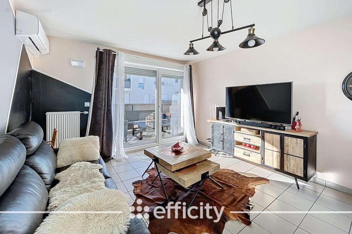 Appartement à GIVORS