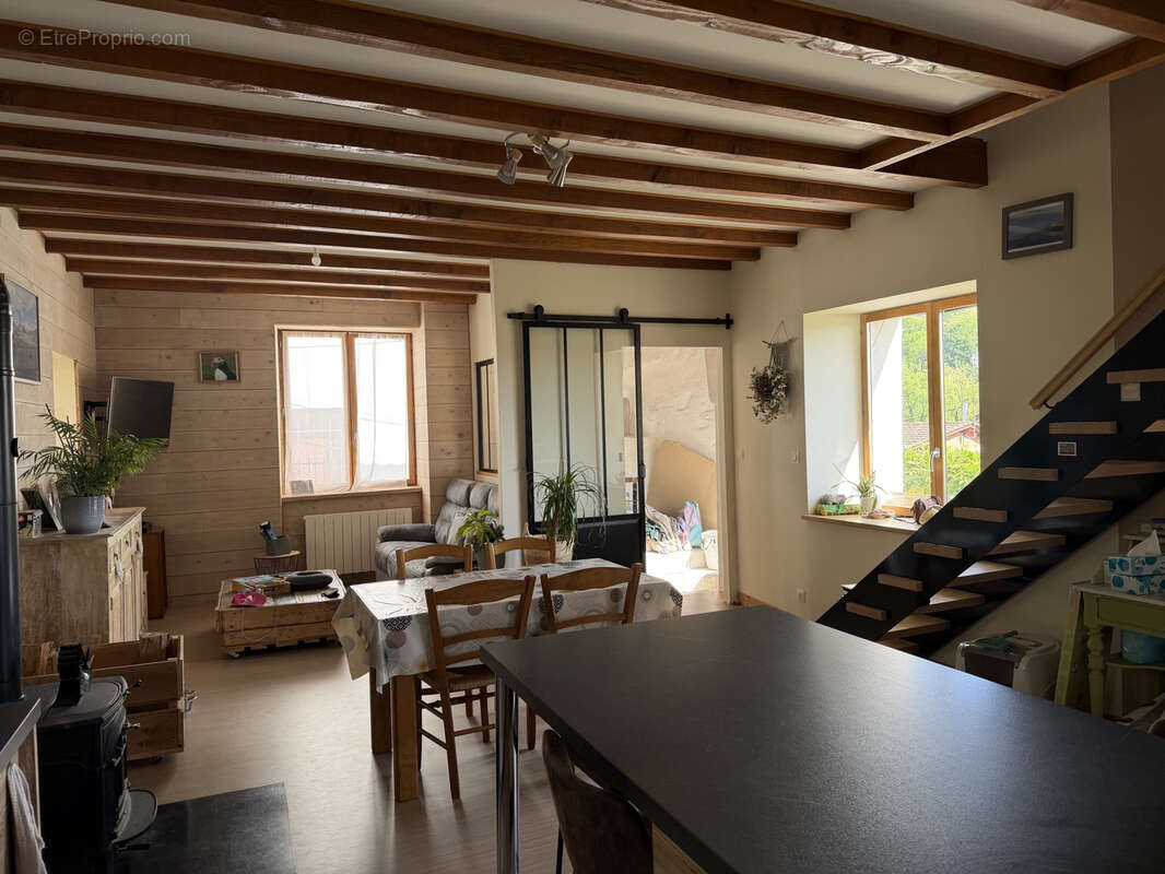Maison à AUBUSSON-D'AUVERGNE
