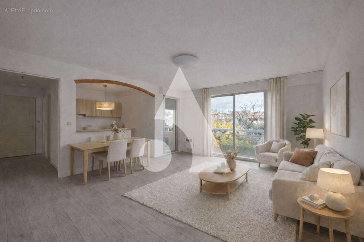 Appartement à FREJUS