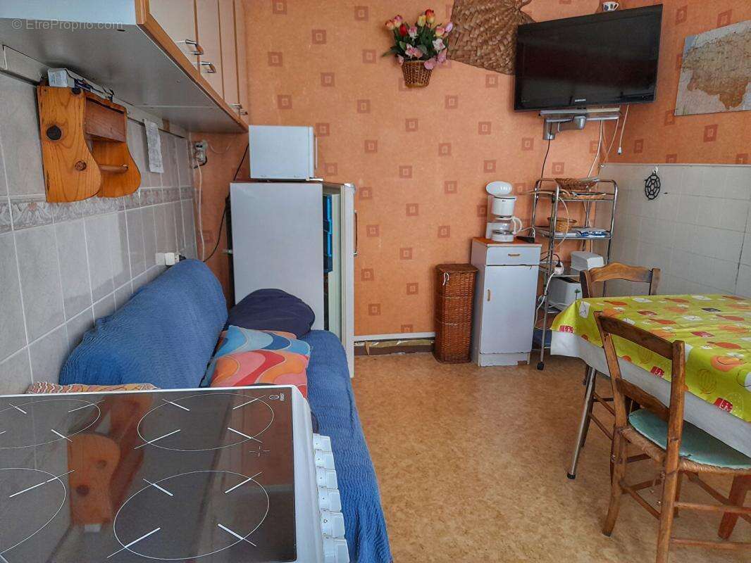 Appartement à EAUX-BONNES