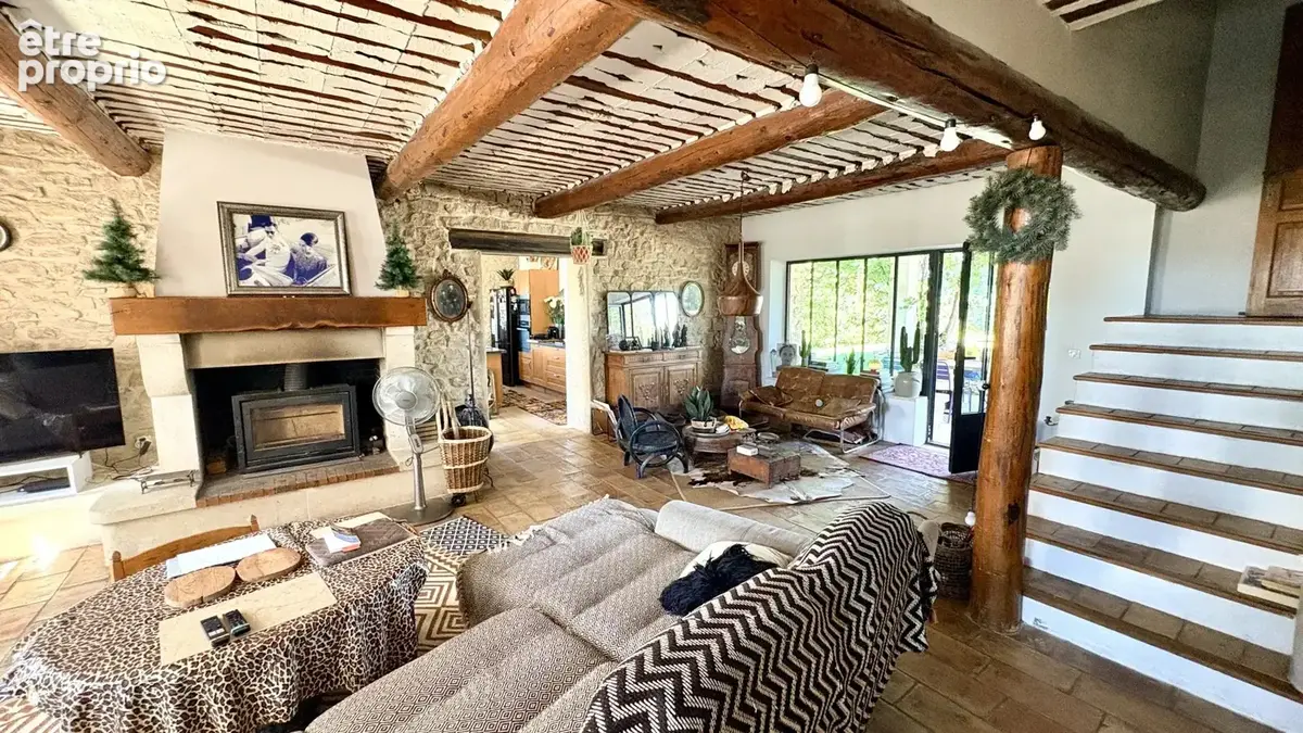 Propriété de charme et caractère a L’Isle-sur-la-Sorgue - photo 8