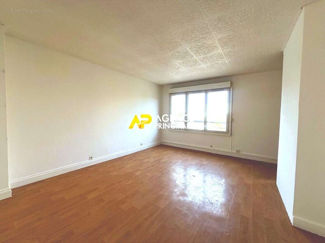 Argenteuil Appartement  3 pièce(s) 55 m2 12 min gare du Val - photo 11