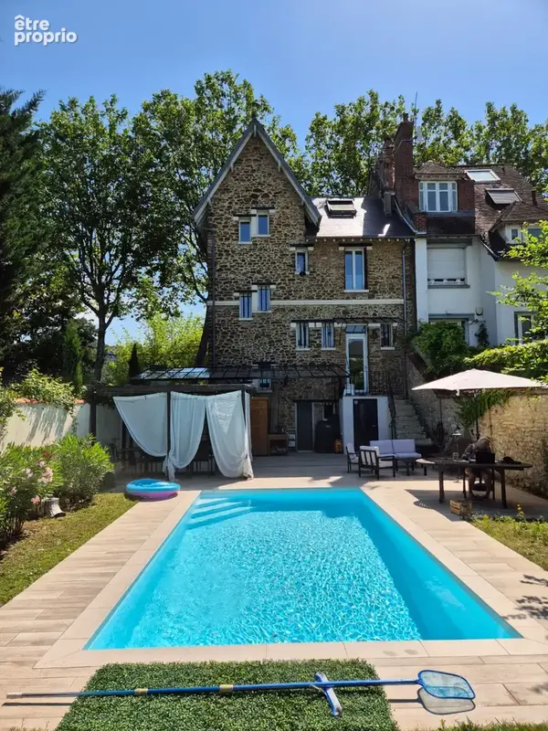 Photo Maison à Saint-Maur-Des-Fosses au prix de 1 395 000€