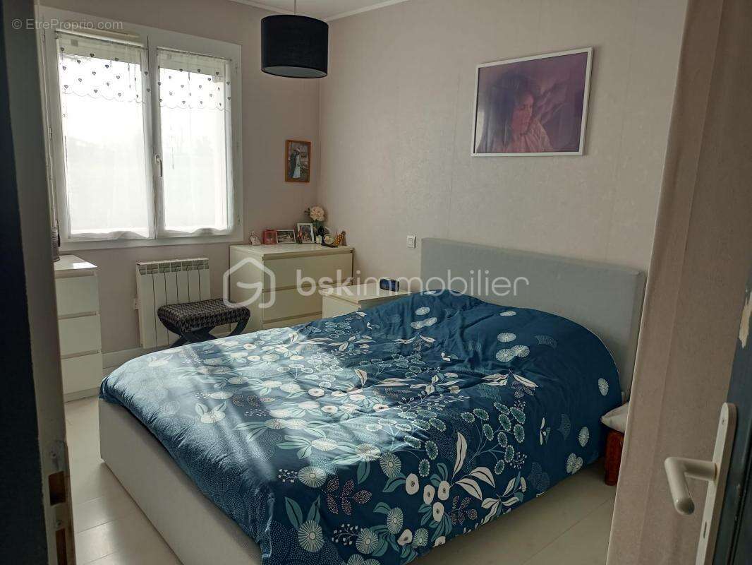 Maison à CAMPS-SUR-L&#039;ISLE