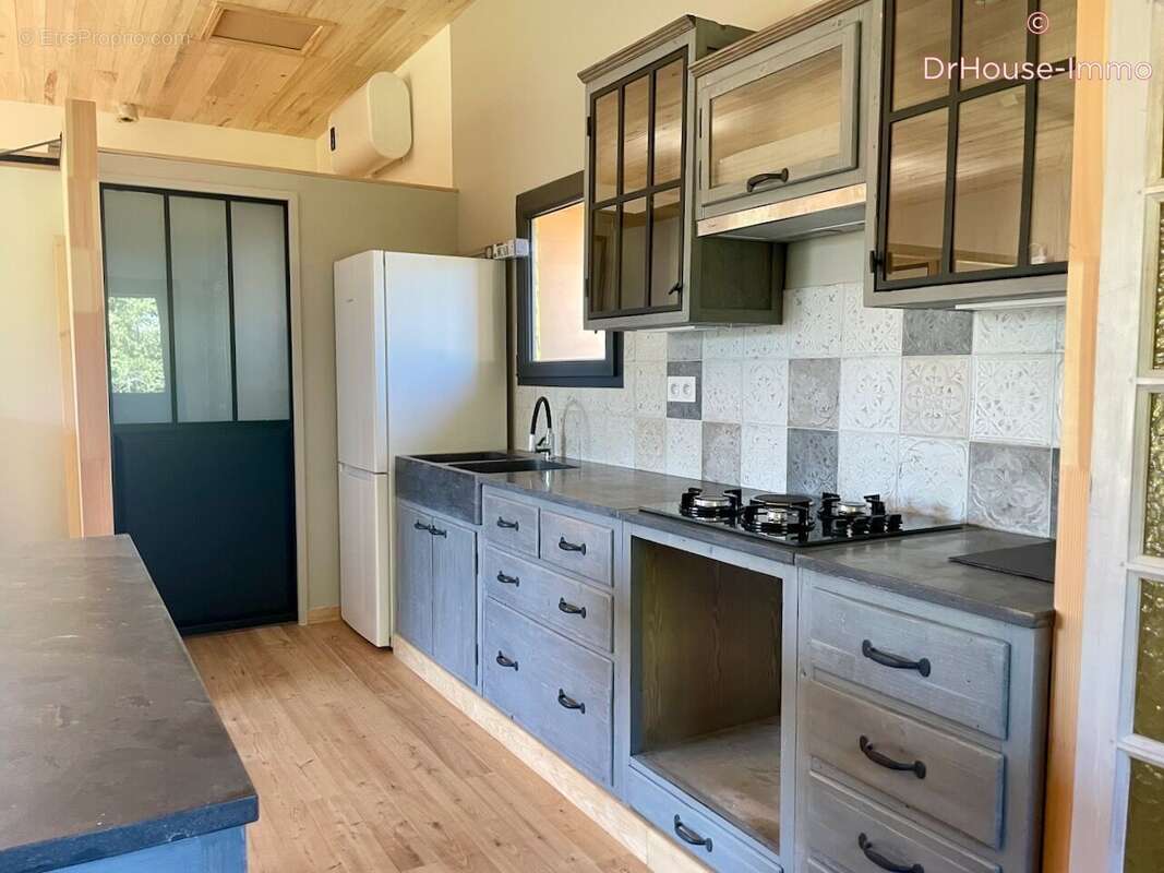 Maison 55 m² à Rouffignac-Saint-Cernin-De-Reilhac  - photo 9