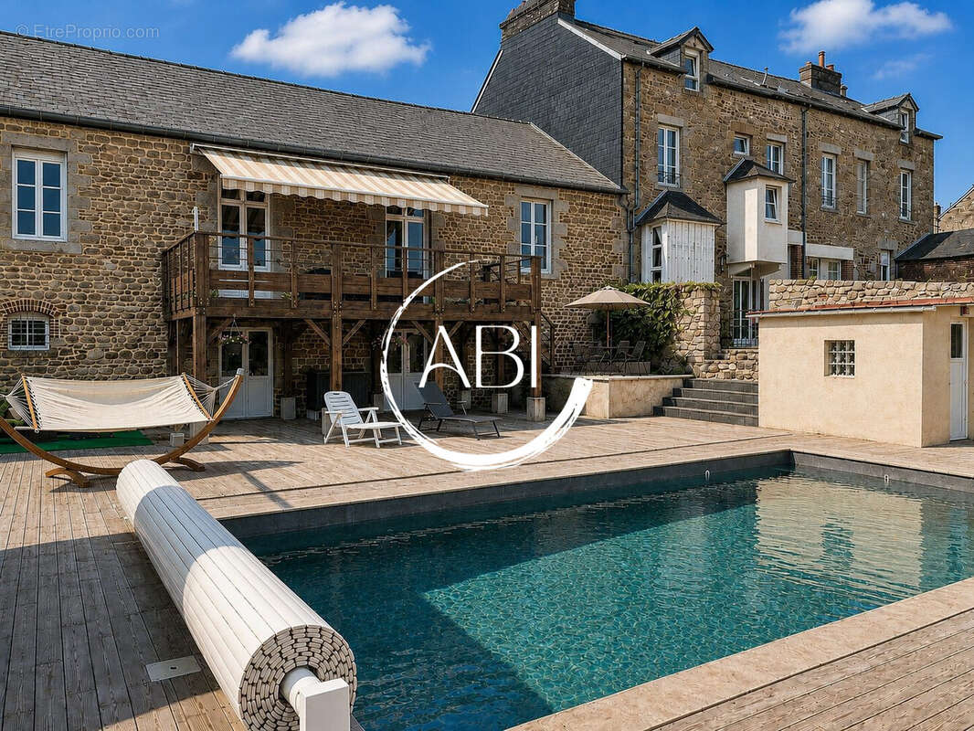 Photo Maison à La Ferte-Mace au prix de 409 500€