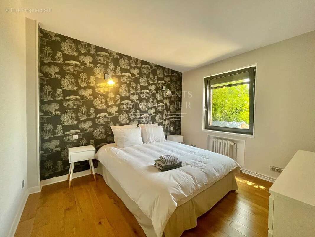 Trouville sur mer residentiel. maison 5 chambres jardin et garage. - photo 13