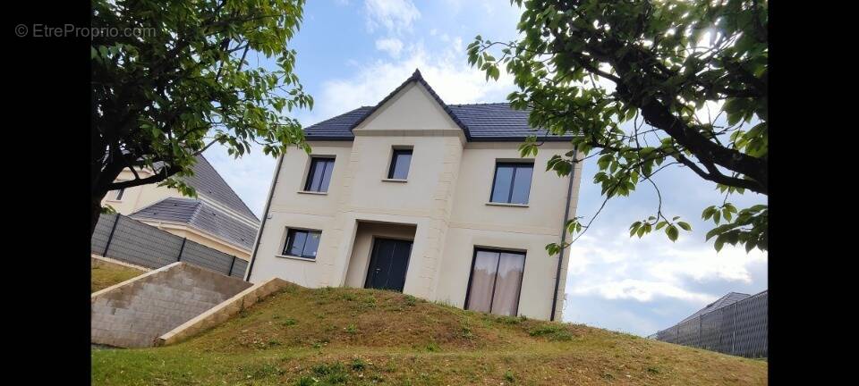 Terrain à TOURNAN-EN-BRIE