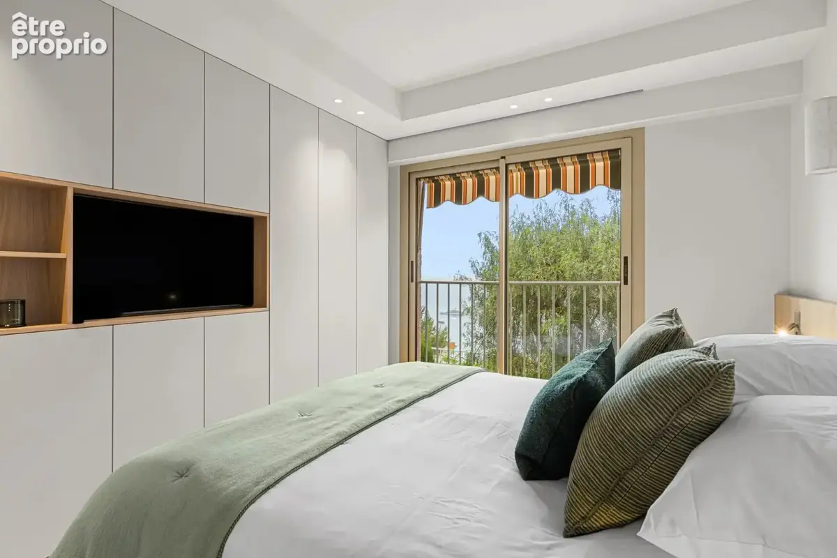 Villefranche-sur-mer – appartement d'exception avec jardin, terrasse et vue panoramique sur la rade - photo 7