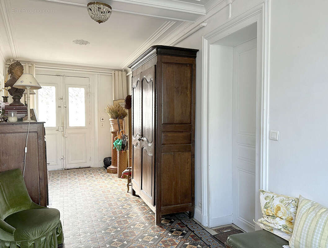 Maison à HOUDAN