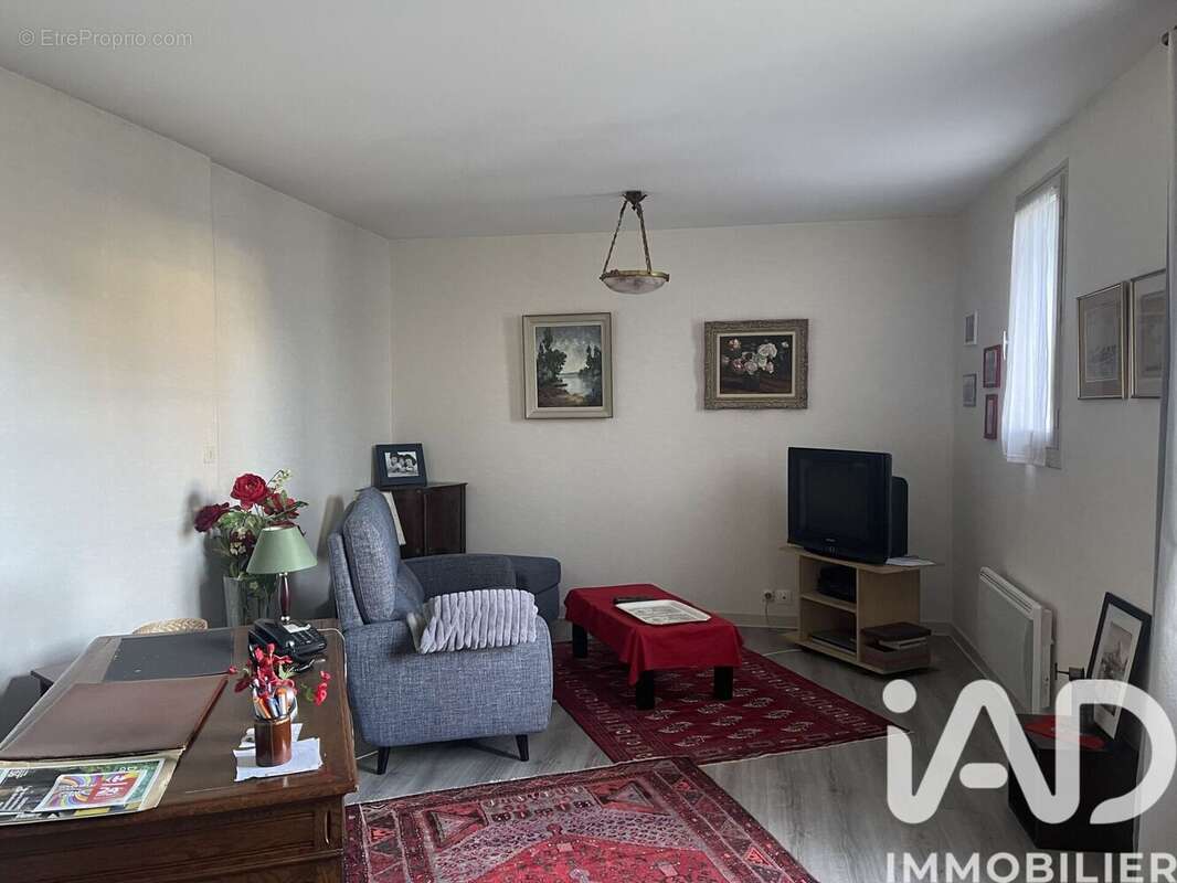 Photo 4 - Maison à BUZANCAIS