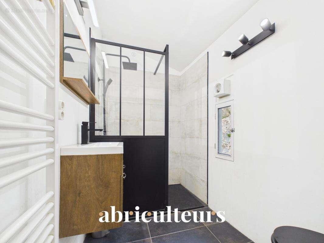 Bel appartement de caractère - 50m2 – en vente au coeur de Saint-Esprit (64100) - photo 9