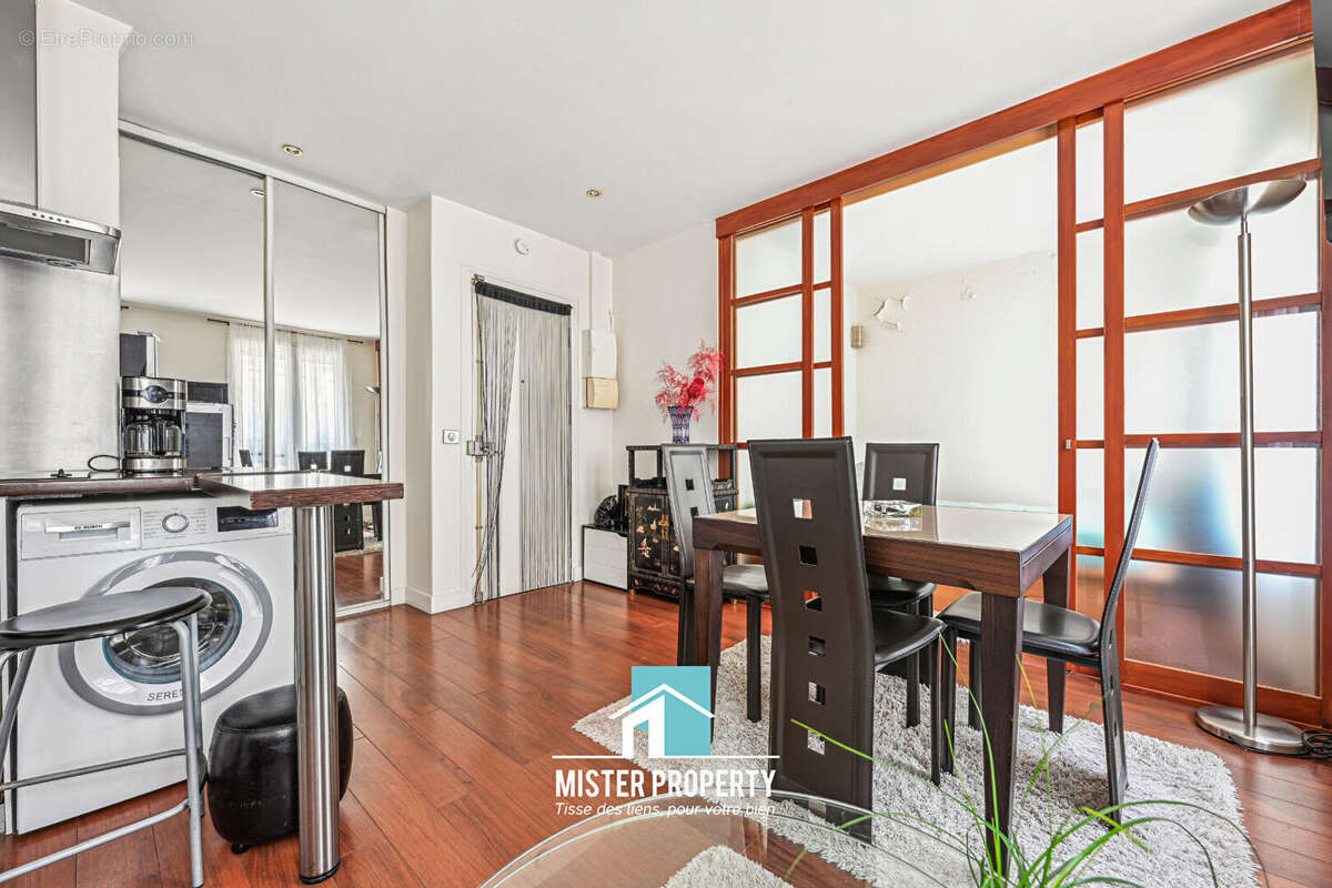 Appartement à LEVALLOIS-PERRET