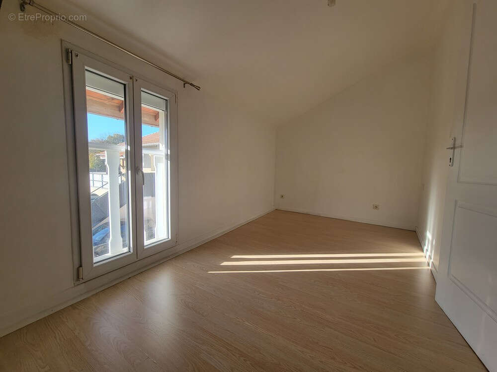 Appartement à SAINT-MAURICE-L&#039;EXIL