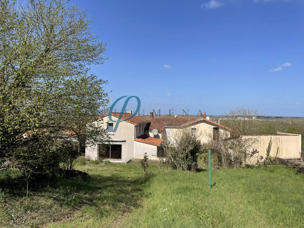 Maison à LIRE