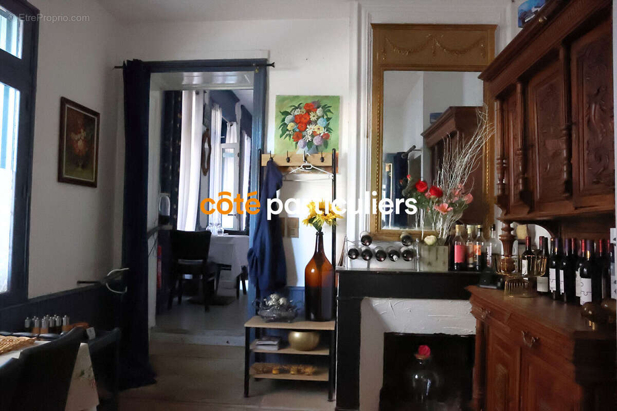 Commerce à REALVILLE