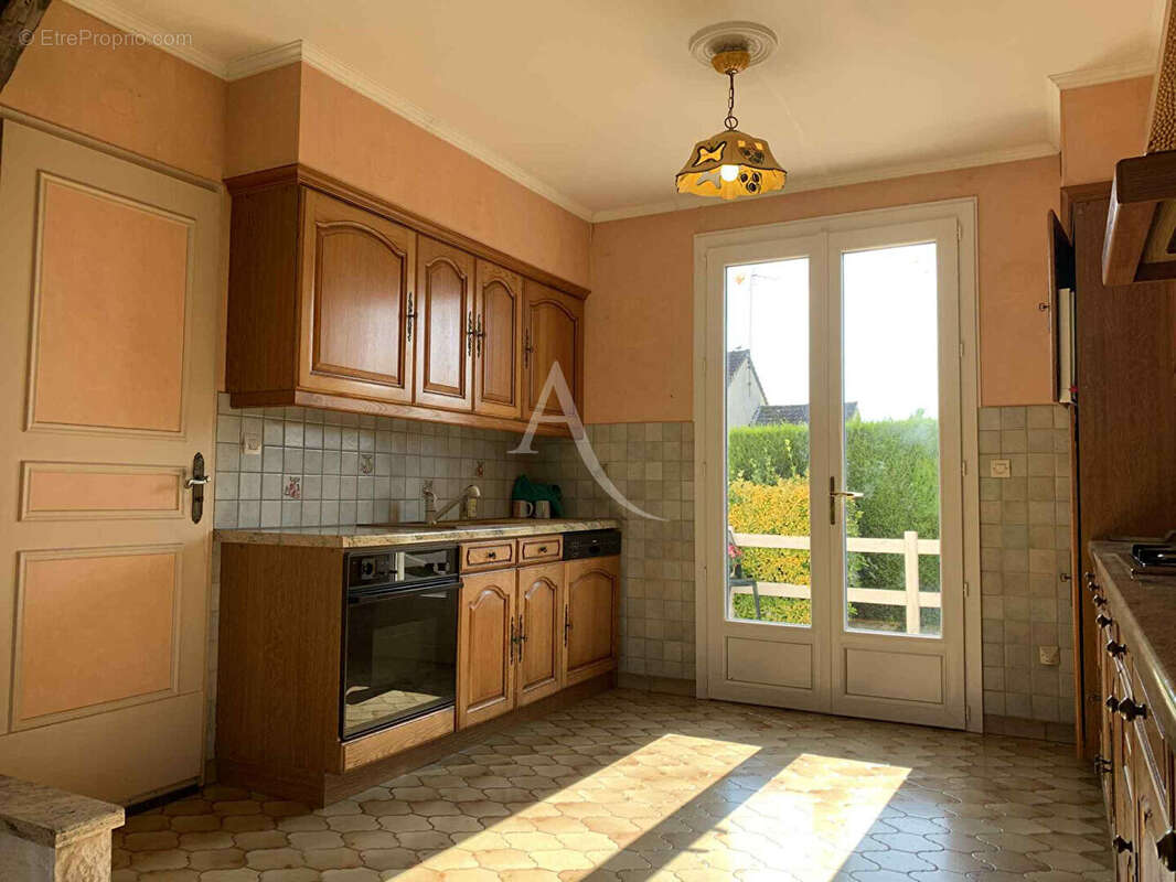 Maison à COULOMMIERS