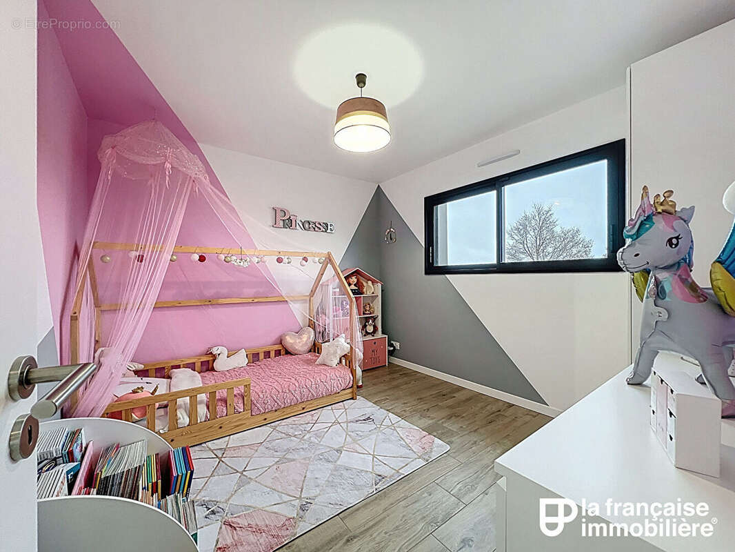 Maison à PARTHENAY-DE-BRETAGNE