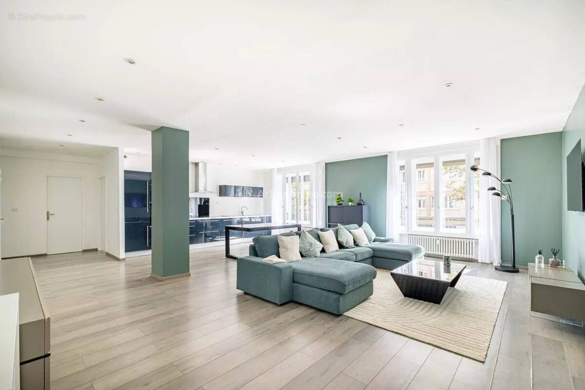 Appartement à LYON-6E