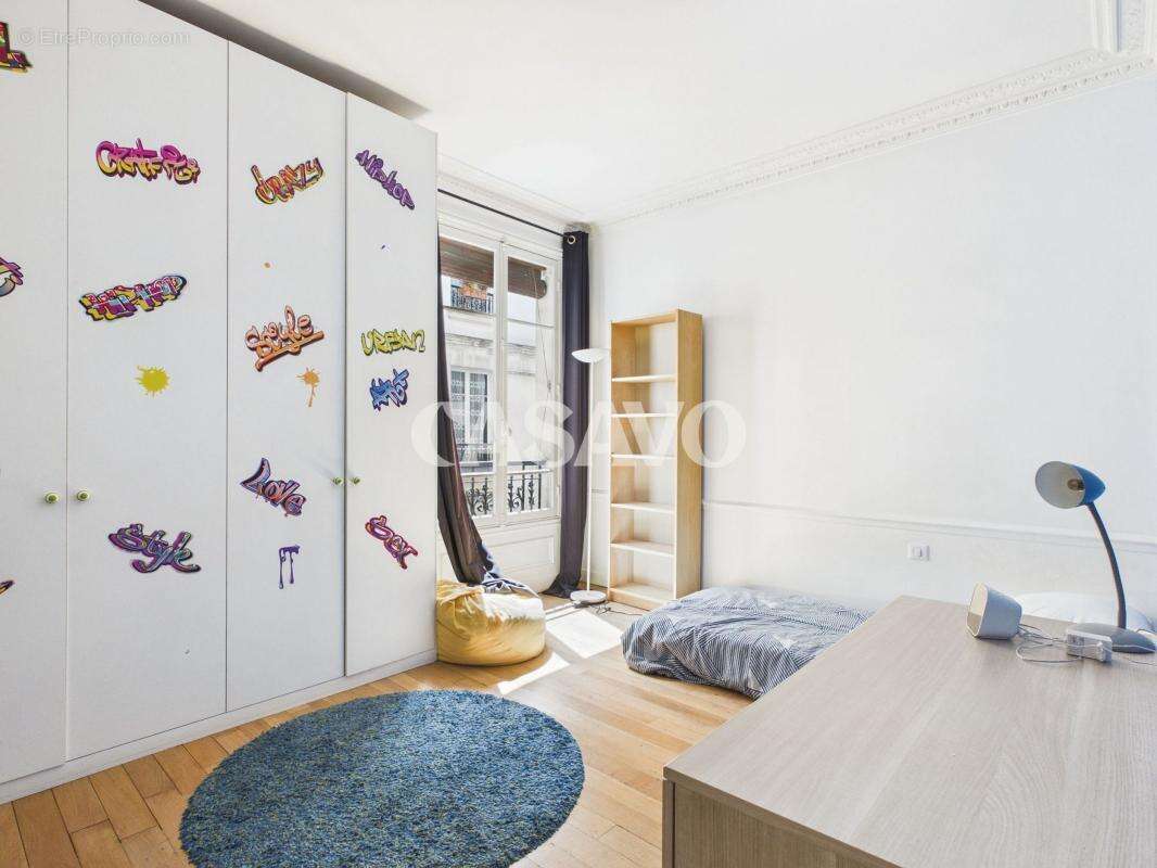 Appartement à PARIS-14E
