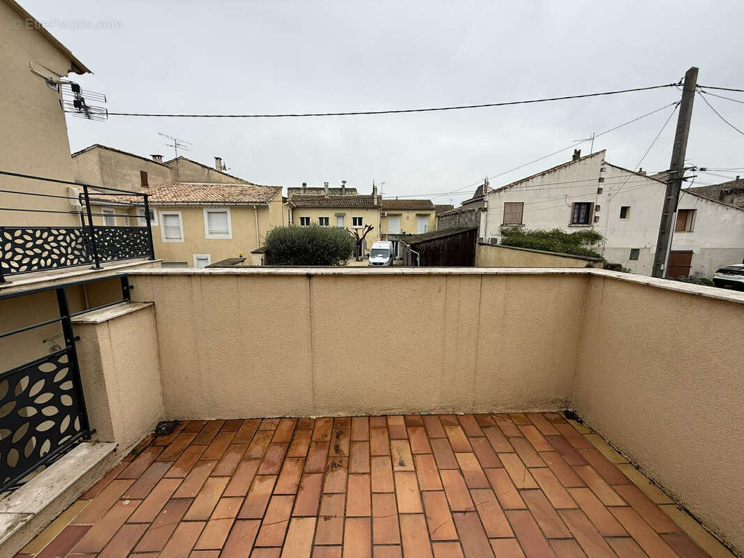 Appartement à REDESSAN