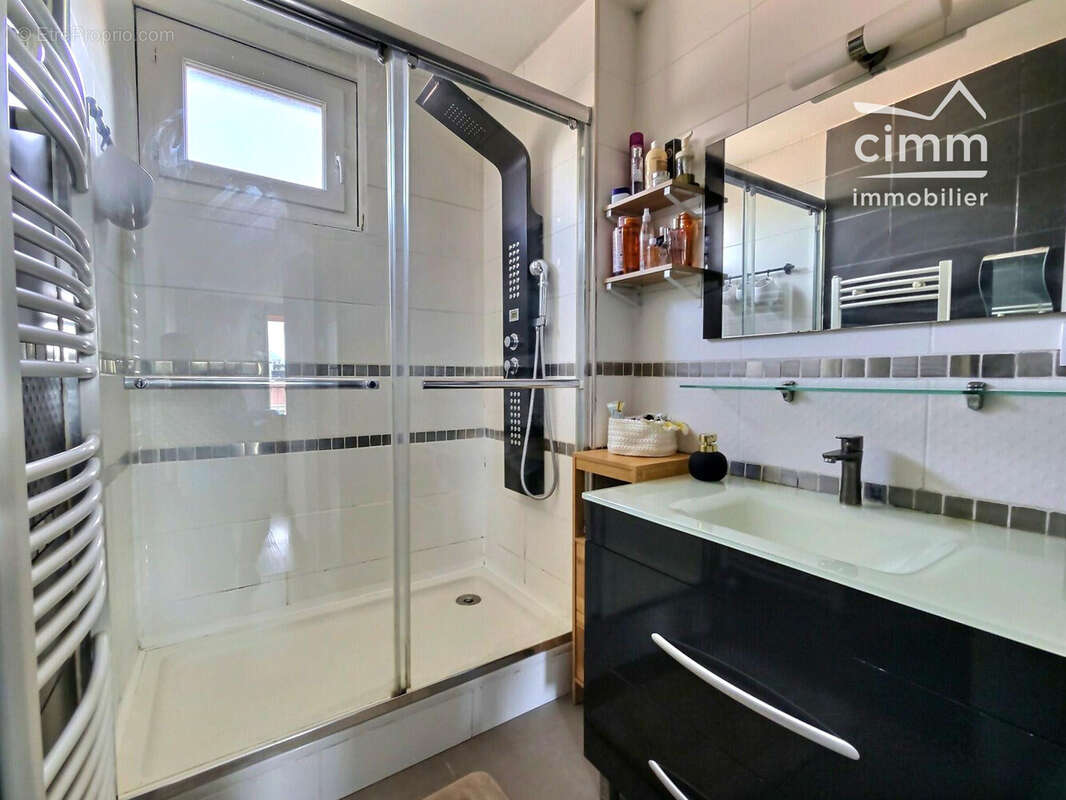 Appartement à ECHIROLLES