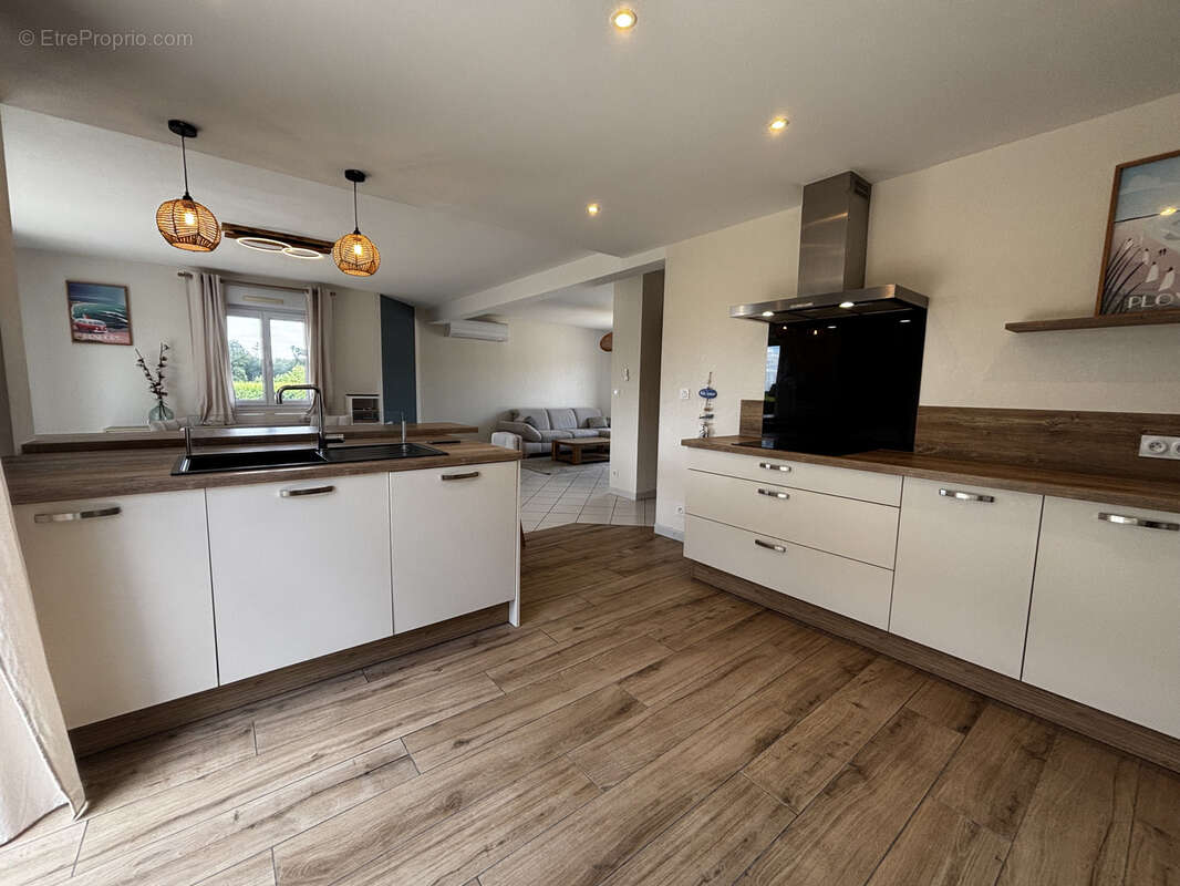 Maison 150 m² à Beaumont-En-Veron  - photo 5