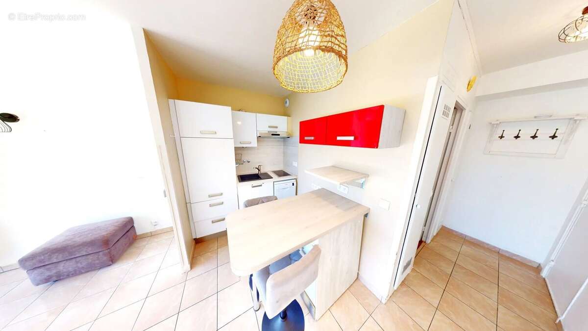 Appartement à VILLENEUVE-LOUBET