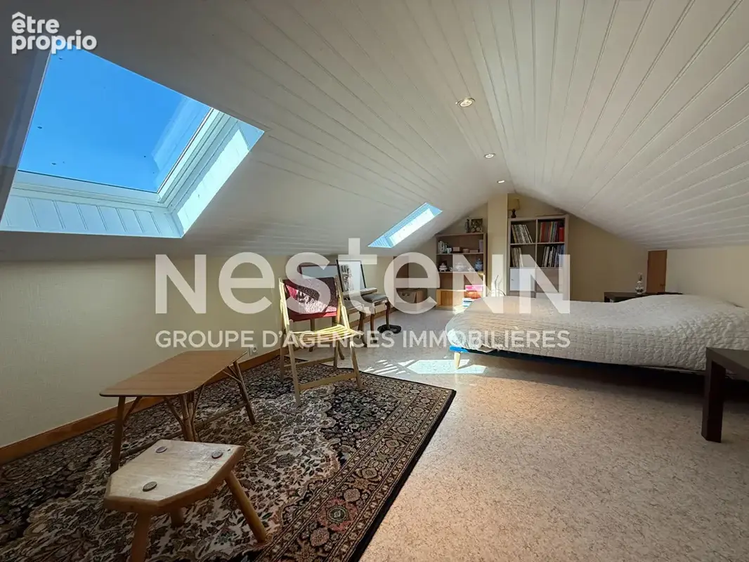 Maison familiale de 120 m² , 4 chambres, bureau, combles aménagés et 2 garages - photo 7