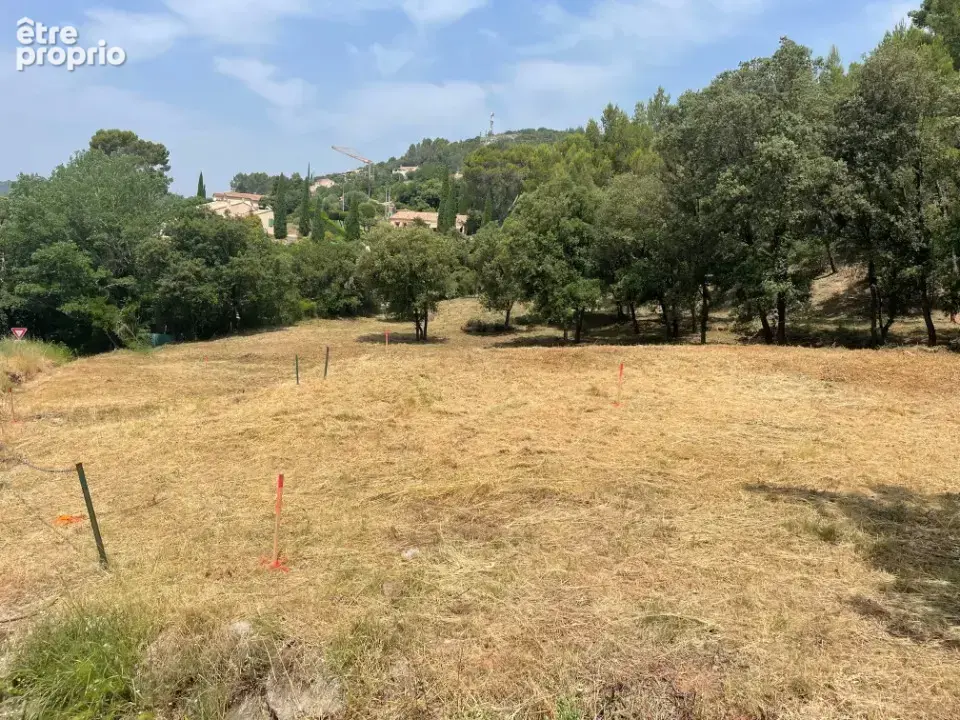Terrain à TARADEAU