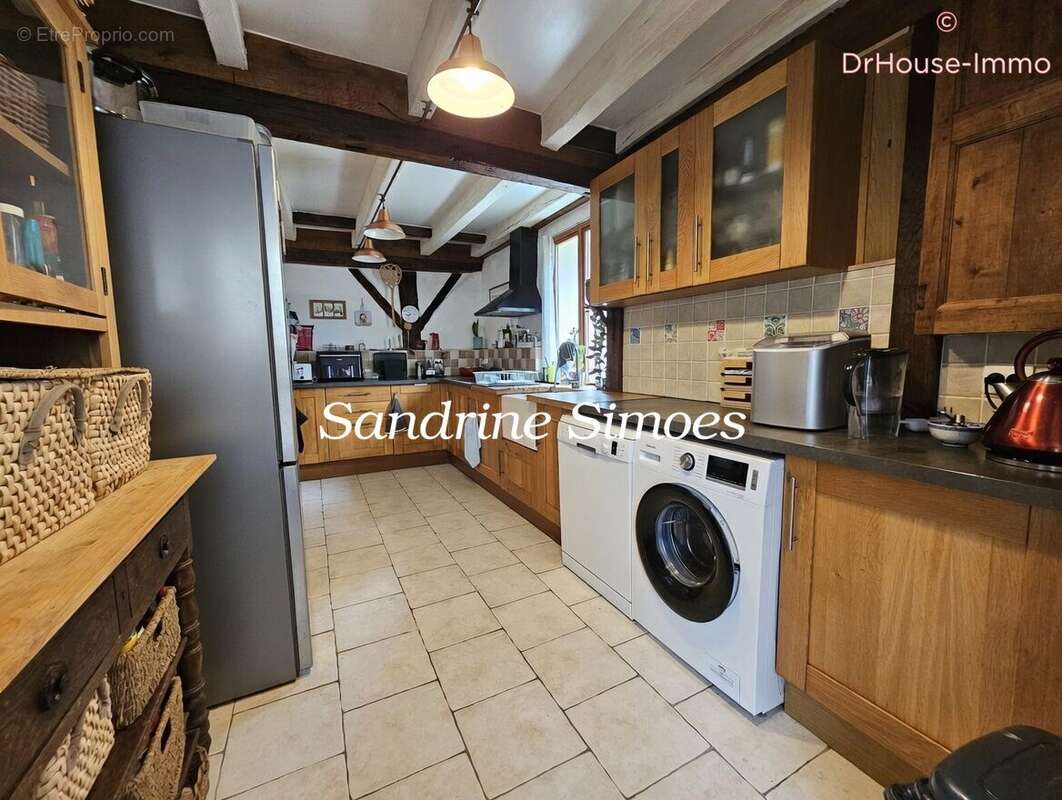 Maison 11 pièces 196 m² à vendre à Adriers (86430) - photo 10